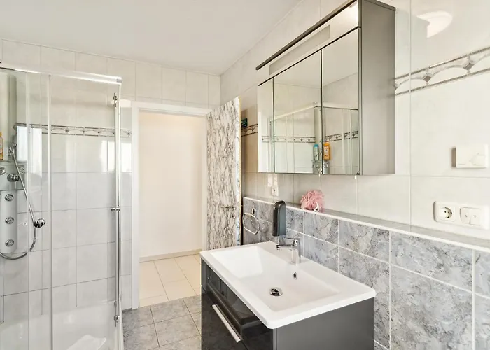 Relax 6 - Modernes 4-zimmer - Self-checkin - Balcony - Parking Karben