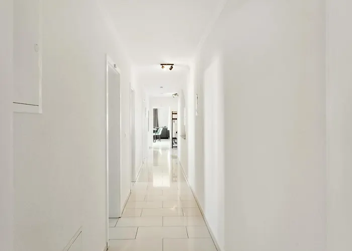 Relax 6 - Modernes 4-zimmer - Self-checkin - Balcony - Parking *